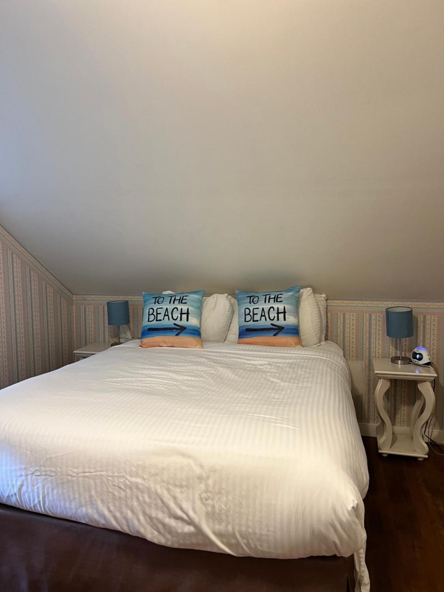 Sea Edge Motel Parksville Rum bild